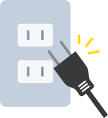 電気が消えた部屋で使用していた電気製品のコンセントからプラグを外す。
